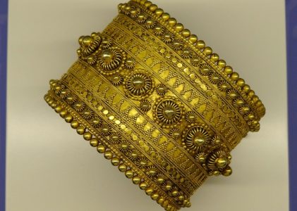 Att värdera ärvda smycken och hantverksobjekt: När känslovärde möter ekonomisk realitet